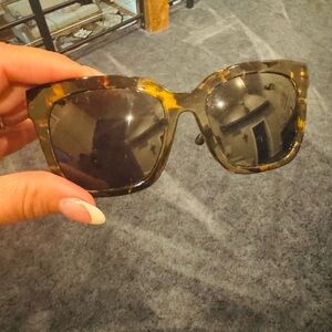 DIFF Eyewear women’s sunglasses 🕶️